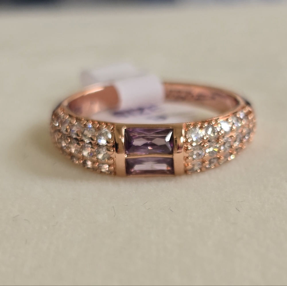 Elegant Bomb Party Rose Gold and Purple Gemstone Ring